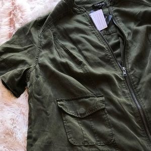 NWT Torrid size 0 Light weight jacket